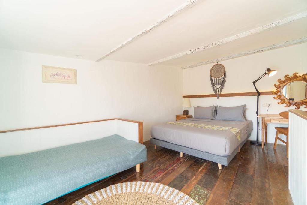 Готовый гостевой дом и ресторан на продажу в Padang Padang, Uluwatu