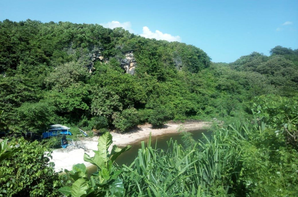 Dijual Tanah Premium Beachfront Balangan — Sebelah AYANA